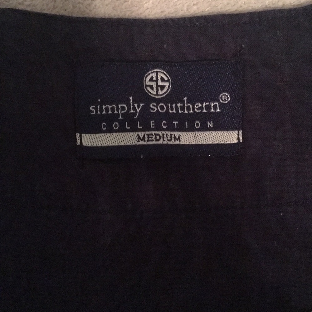 Simple Southern Top - Picture 2 of 4